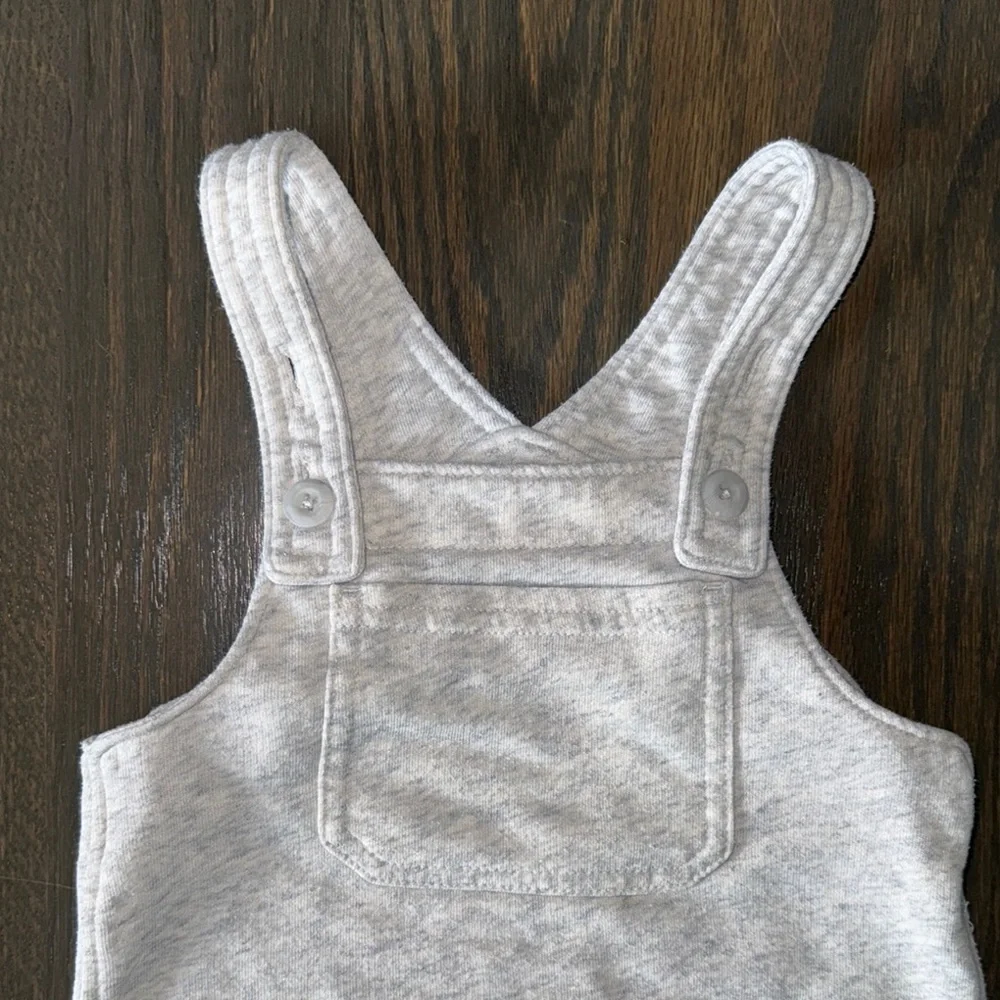 Old Navy Gray Sleeveless French Terry Shortalls | 6-12M